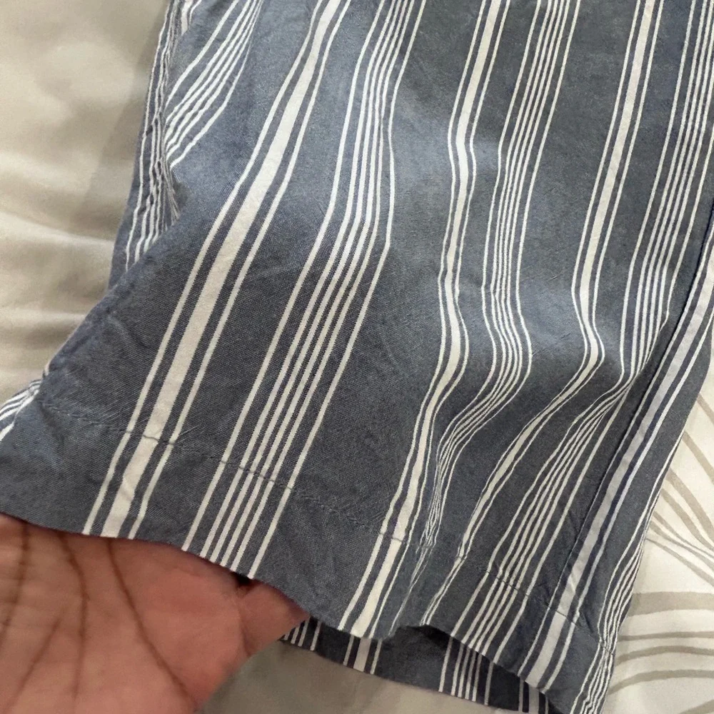 💥PRICE⬇️ 
ABERCROMBIE & FITCH • Blue & White Stripe Wide leg Pants • sz Small - Picture 7 of 11